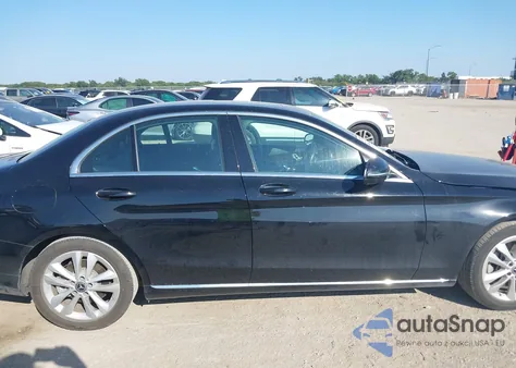 2019 Mercedes-Benz C 300 from USA, damaged, VIN 55SWF8DB8KU295208